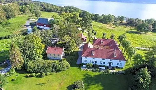 Svanøy Hovedgård