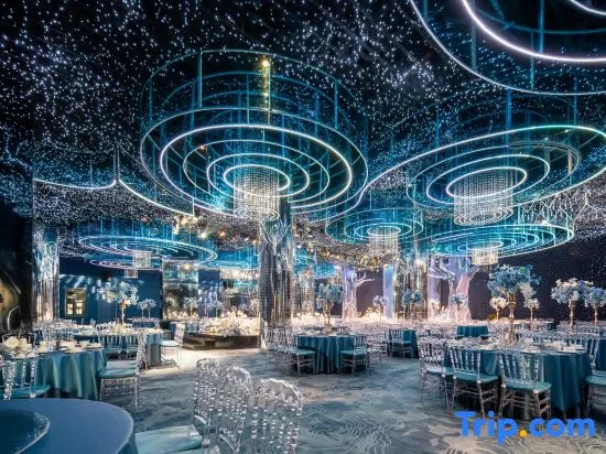 Till Bright Hotel, Ningyuan