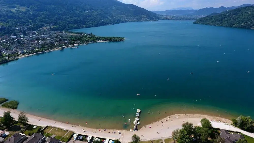 Camping Punta Lago