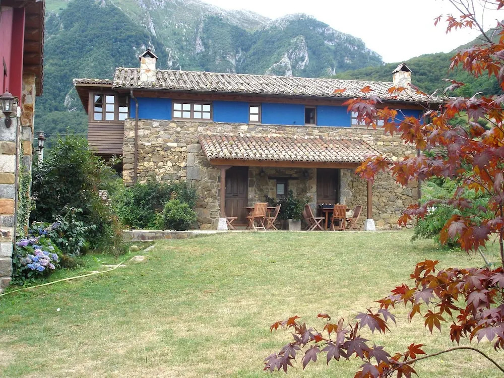 Casas rurales Valle de Bueida, jacuzzi solo en las casas el El Palacio y Viscárcel