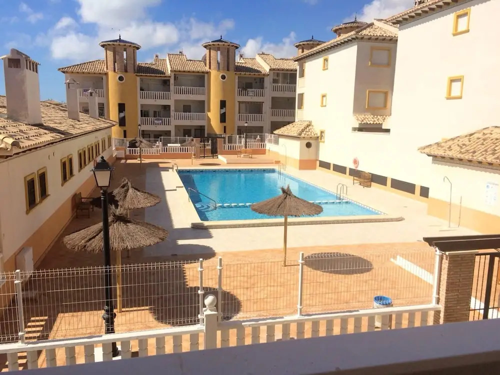 Apartment With 2 Bedrooms in La Marina del Pinet, With Pool Access, Fu