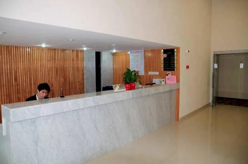 Suzhou Hefeng Business Hotel