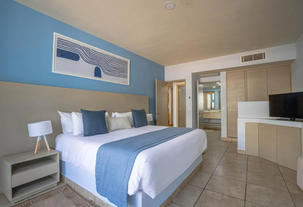 Ixchel Beach Hotel
