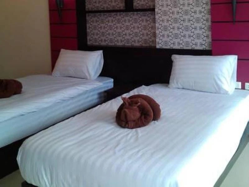 Ea-sy Condotel