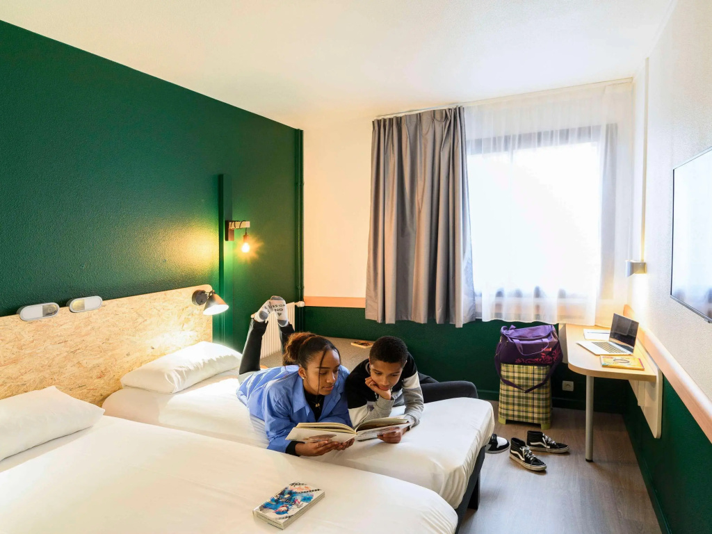 Greet Hotel Evreux Centre - Route de Normandie by Accor