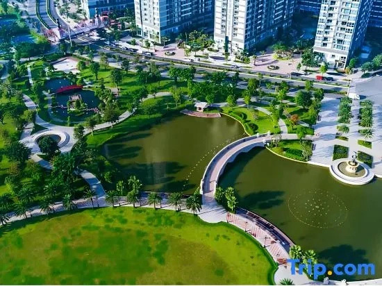 Vinhomes Central Park - Premier Luxury Suite