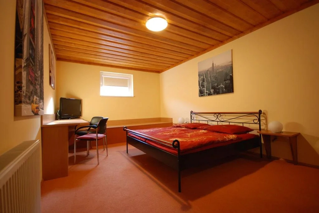 Moving Rooms