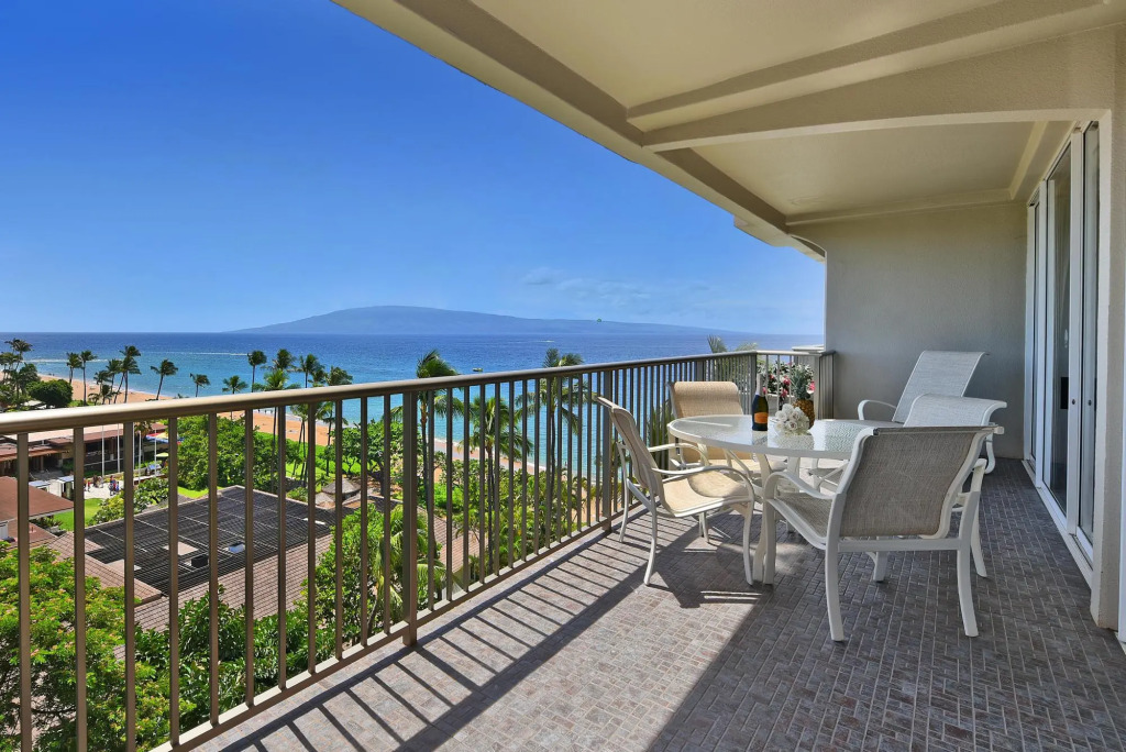 The Whaler Resort