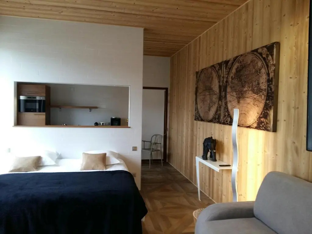 What Else Hotel