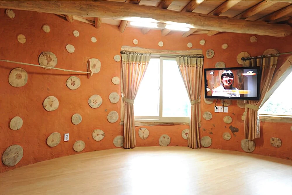 Yeosu Hyangilam Heukjip Pension