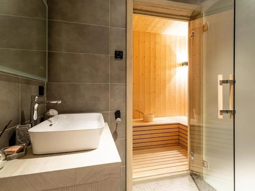 Chalet de luxe avec Spa, PMR, au pied des pistes - FR-1-398-621