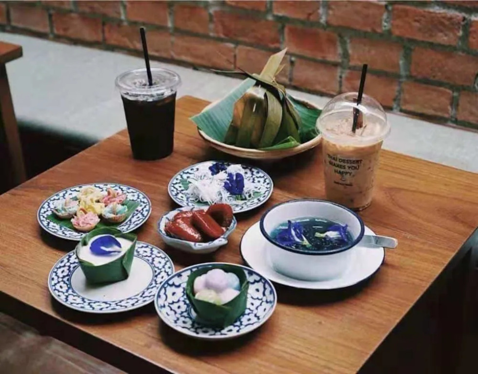 Znap's hostel and Café