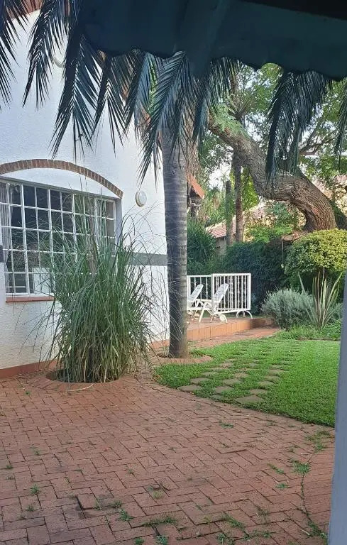 "O Sole Mio" Self catering studio apartment in Bedfordview