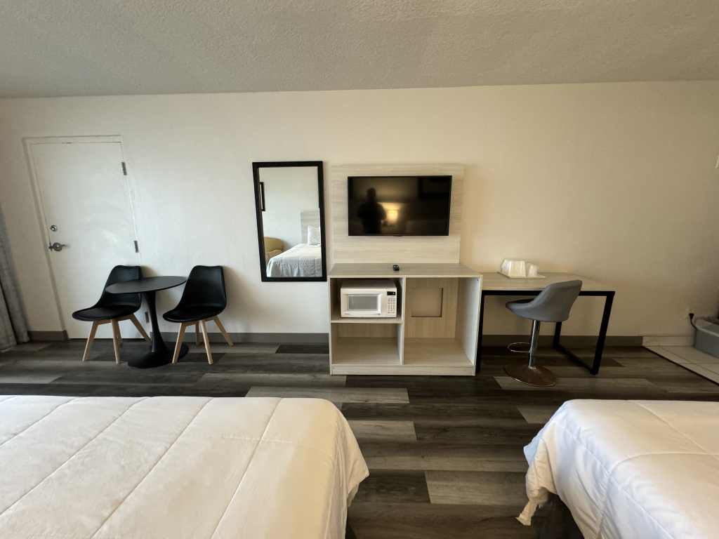 Emerald Shores Hotel - Daytona Beach