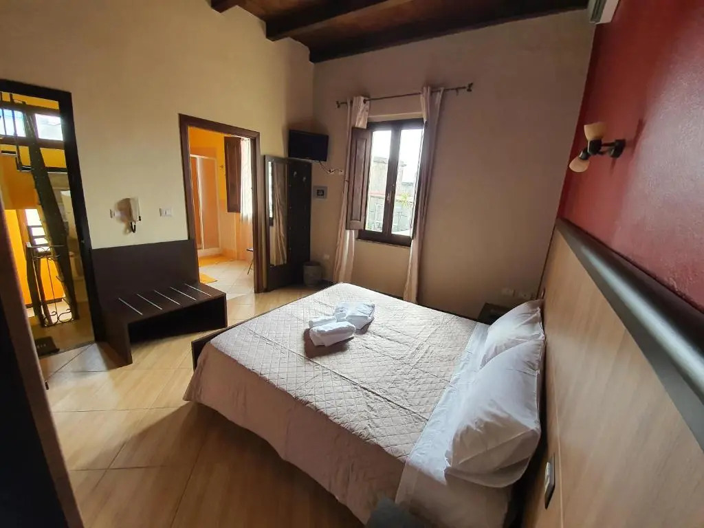 B&B 13