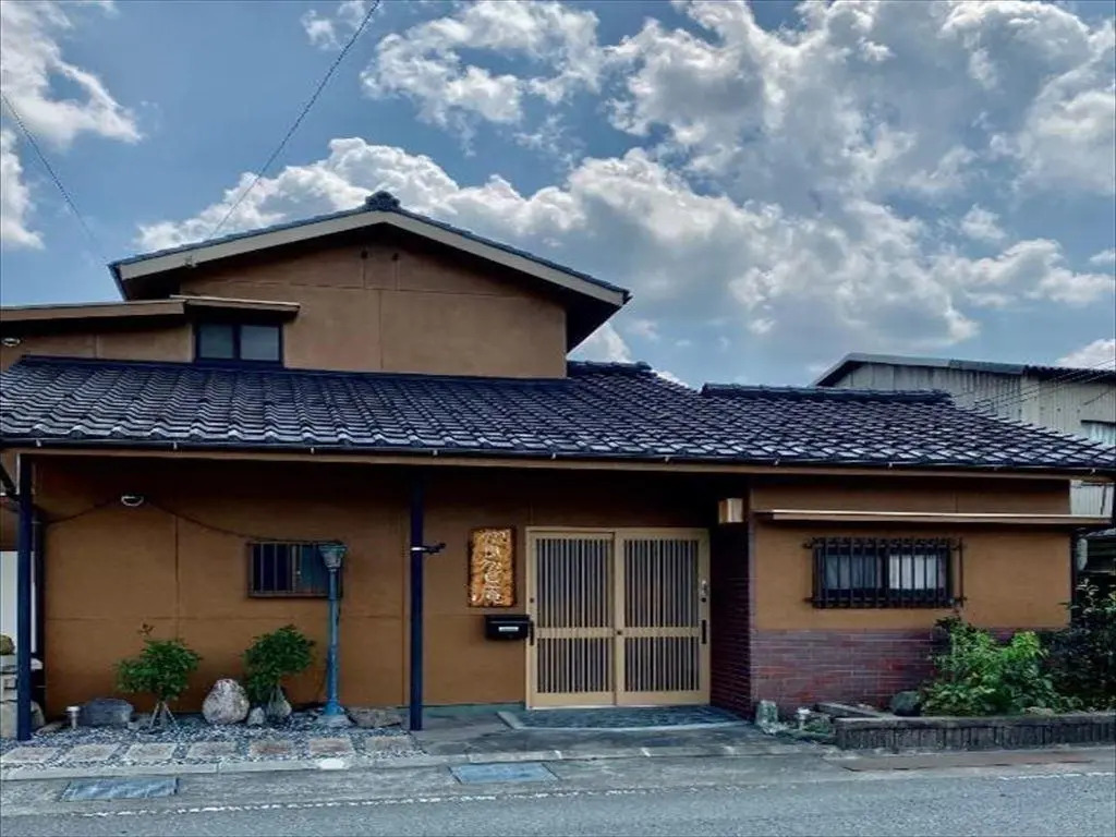 GUESTHOUSE mame庵