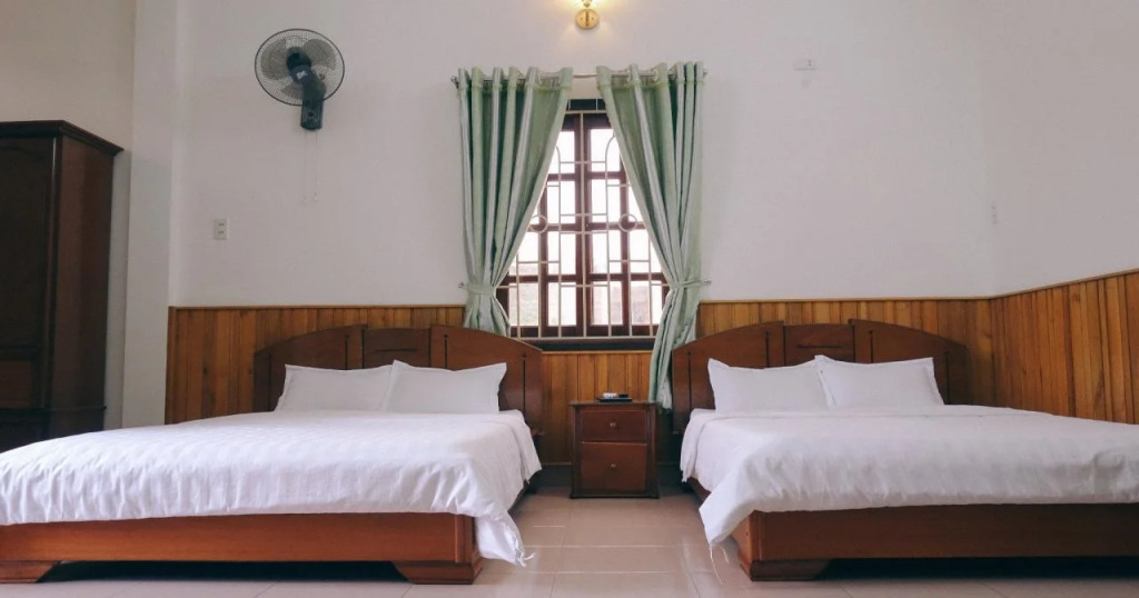 Hai Huong Hotel