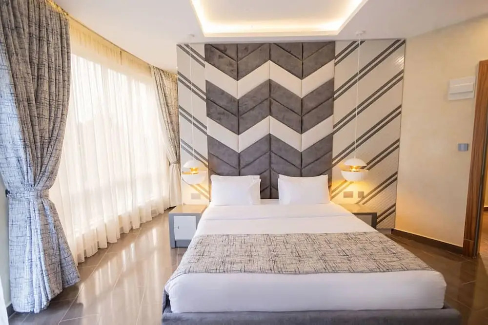 Grik Hotel - Entebbe