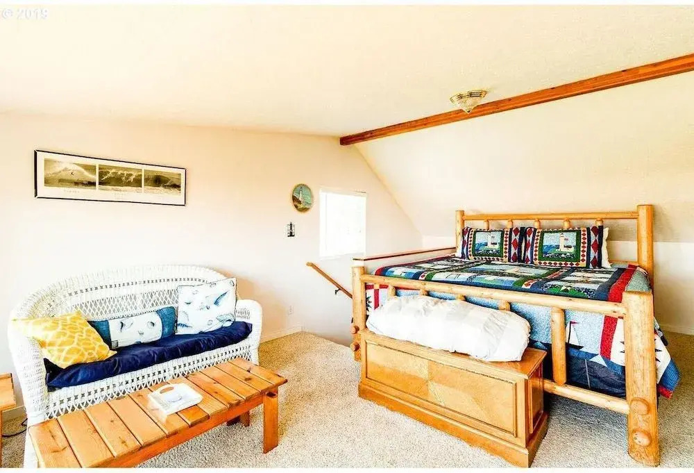The Rockaway Beach Villa
