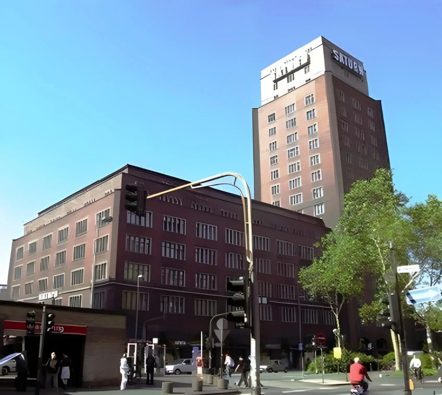Premier Inn Köln City Mediapark