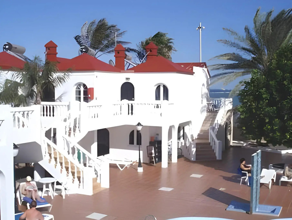 Apartamentos LIVVO Galera Beach