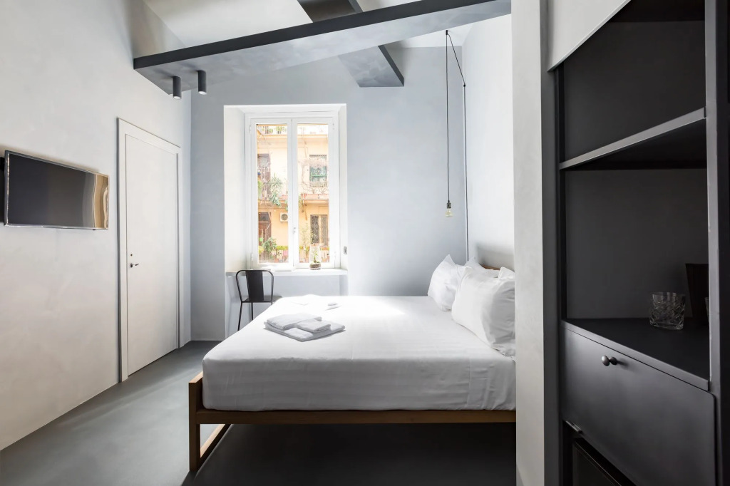 Pietra - The Italian Stay Collection