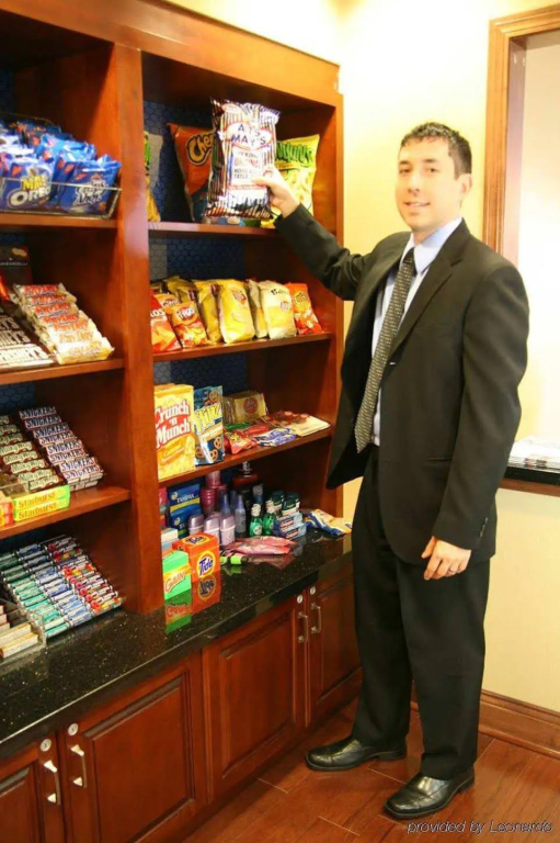 Hampton Inn & Suites Wichita-Northeast