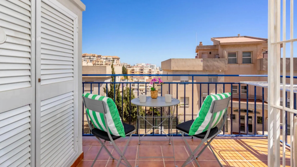 Coastal Charm/ Cozy Studio In Benalmadena