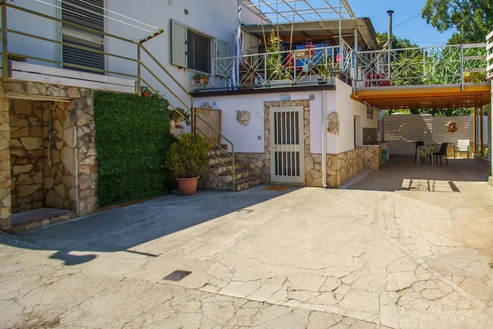 Casa La&Pe sul lungomare by Wonderful Italy