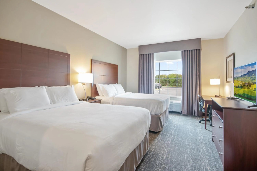 Cobblestone Hotel & Suites - Austin