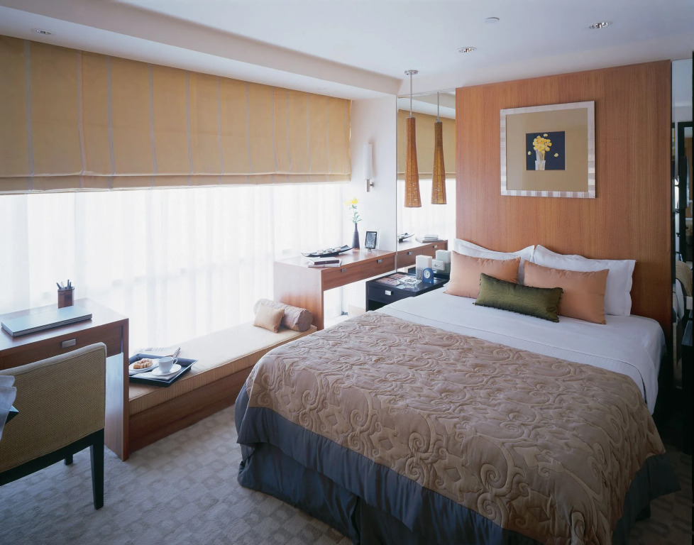Taj Wellington Mews, Mumbai