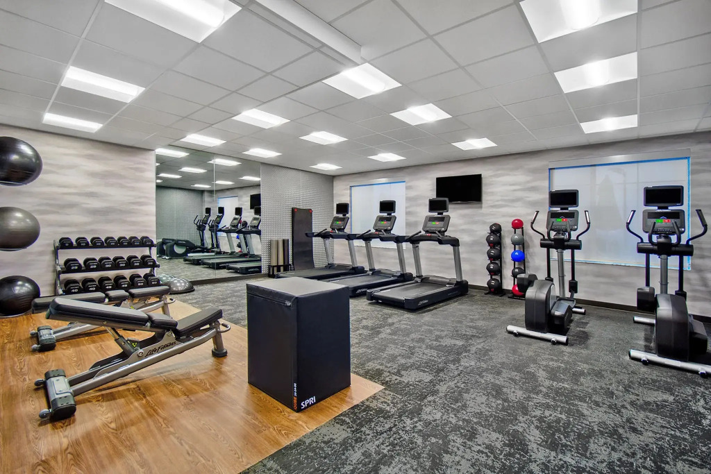 Fairfield by Marriott Inn & Suites Orlando at FLAMINGO CROSSINGS® Town Center