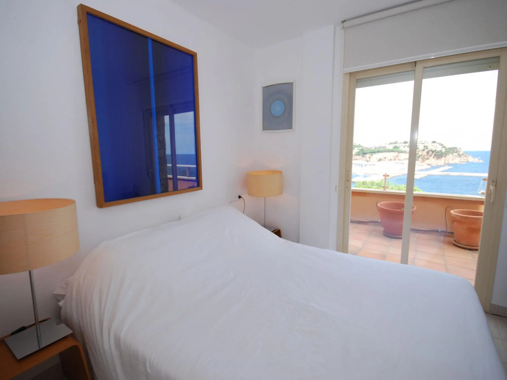Apartment in Sant Feliu Near the Beach