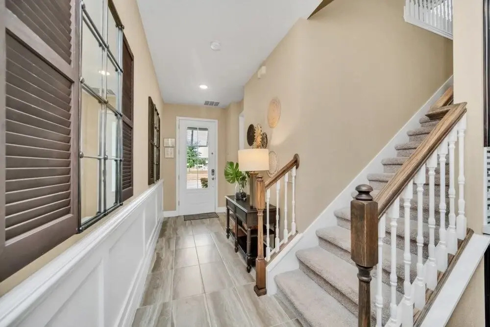 Brand New 5 Bed Solara End Unit Town Home 5 Bedroom Townhouse by Redawning