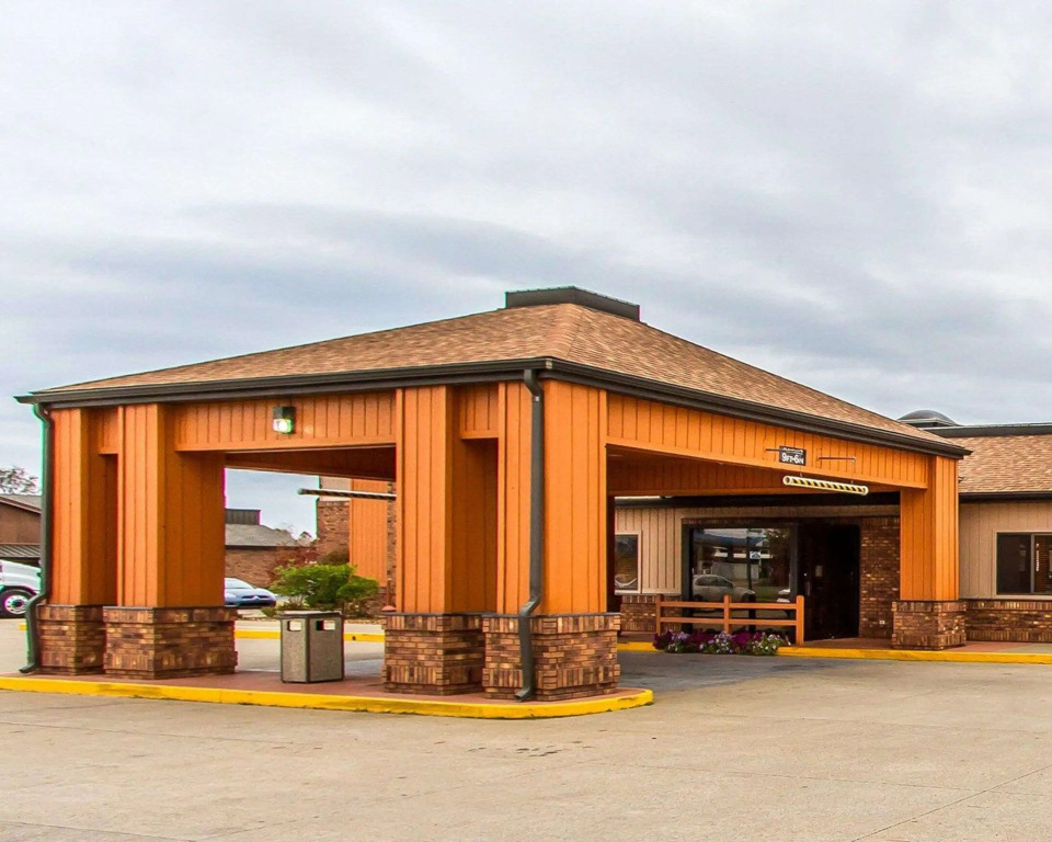 Quality Inn & Suites Marion
