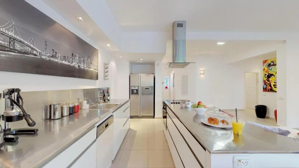 Peaceful 3BR near Frishman Beach by HolyGuest