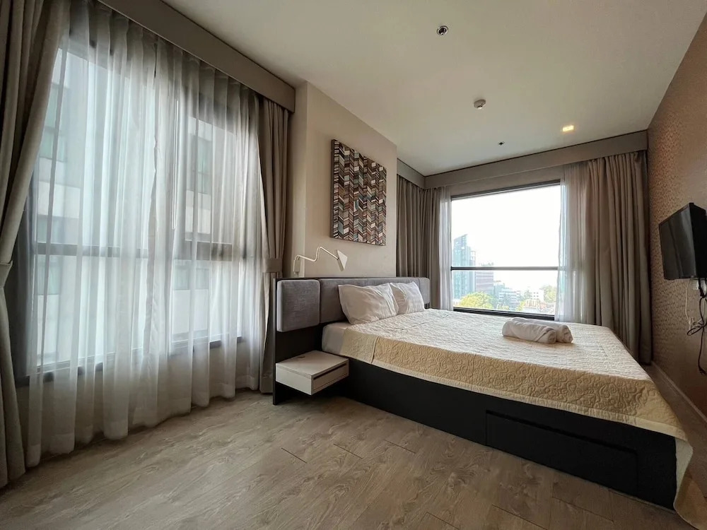 Sea View 2 Bed Room at Great Location