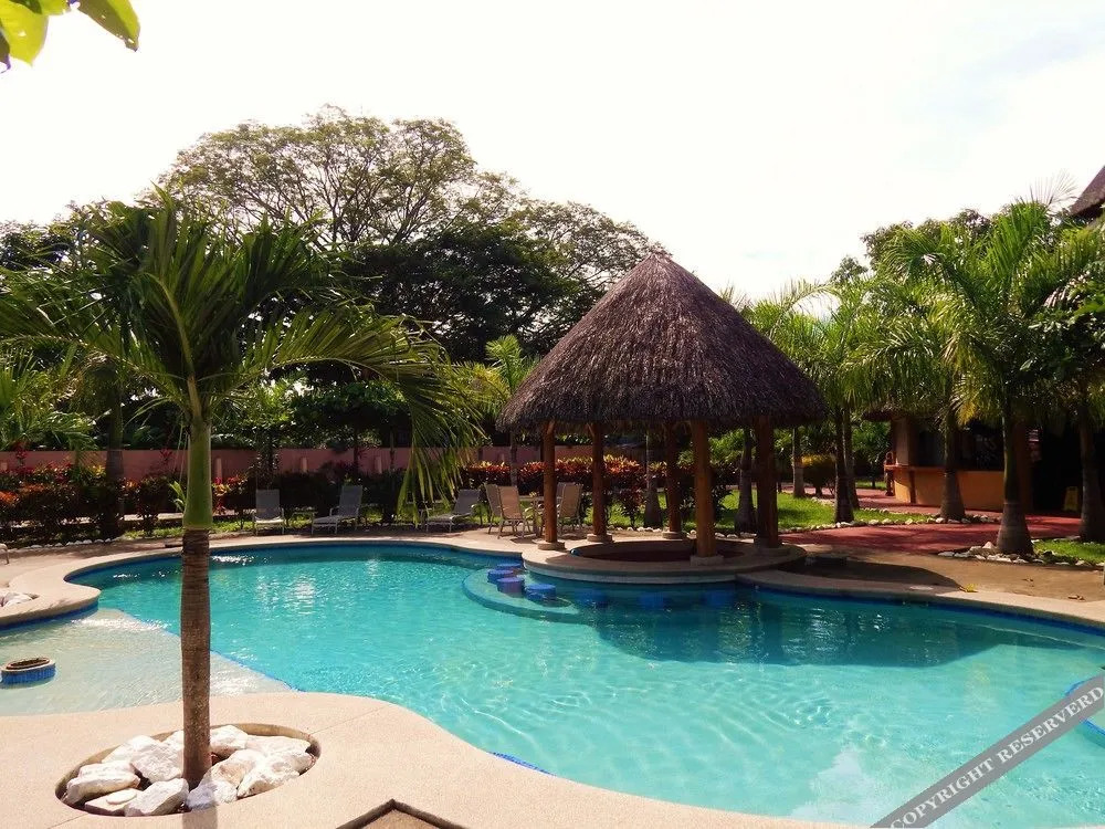 Marbella Surf Inn