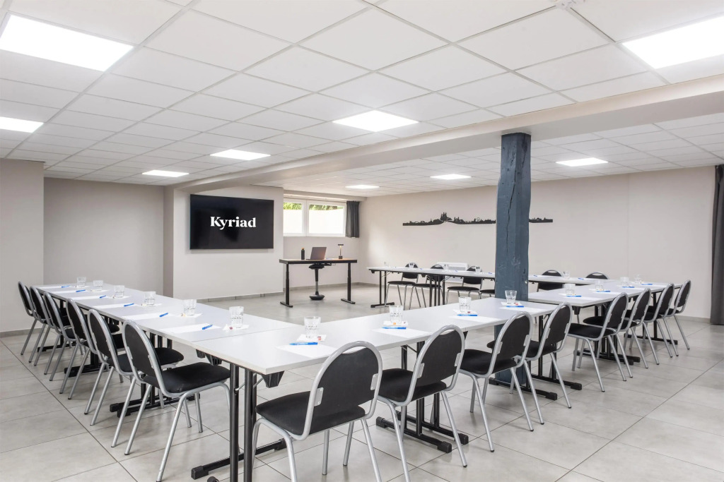 Kyriad Hotel Lyon Givors