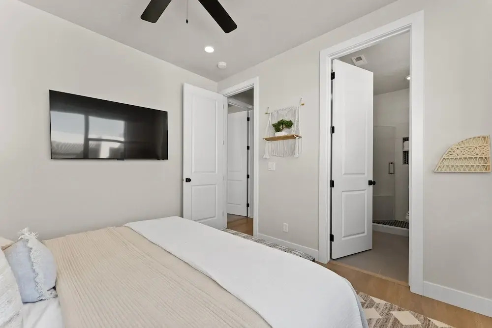 Sensory Escape 8 Bedroom Townhouse