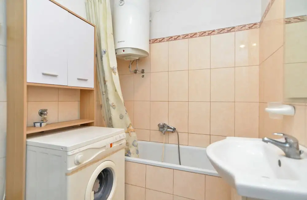 Apartment 1597
