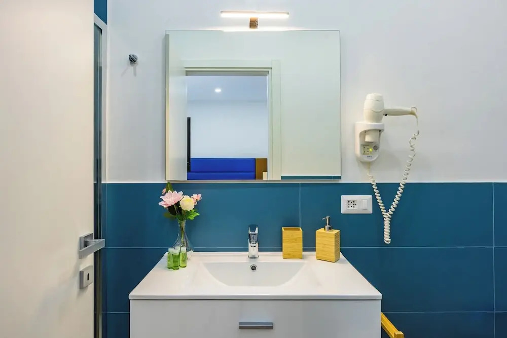 Carlo III Guest House