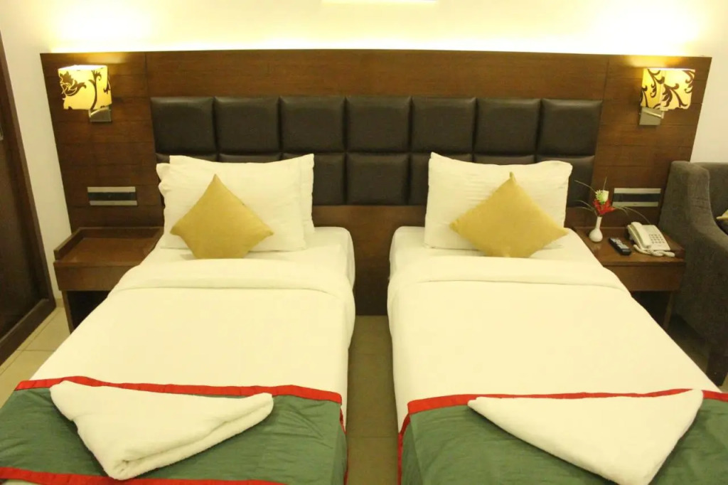 Hotel Nk Grand Park Airport Hotel