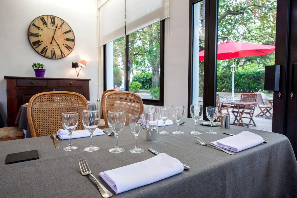 Logis Hotels - Au Colombier du Touron