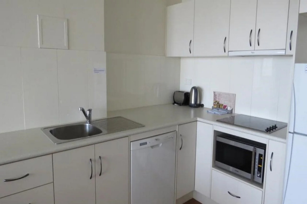 Summit Apartments