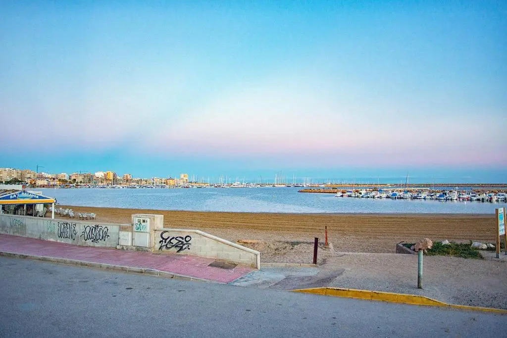 113 Beach and Trees - Alicante Holiday