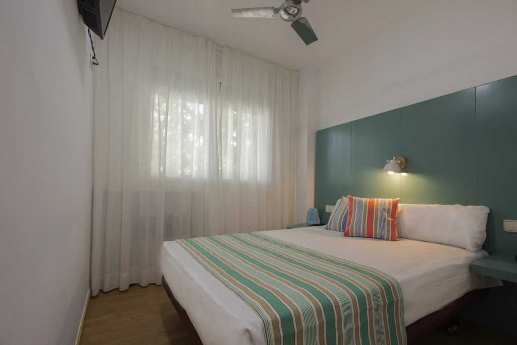 Yomo Hostal BCN Port