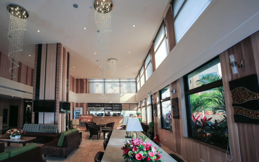 Darlon Hotel