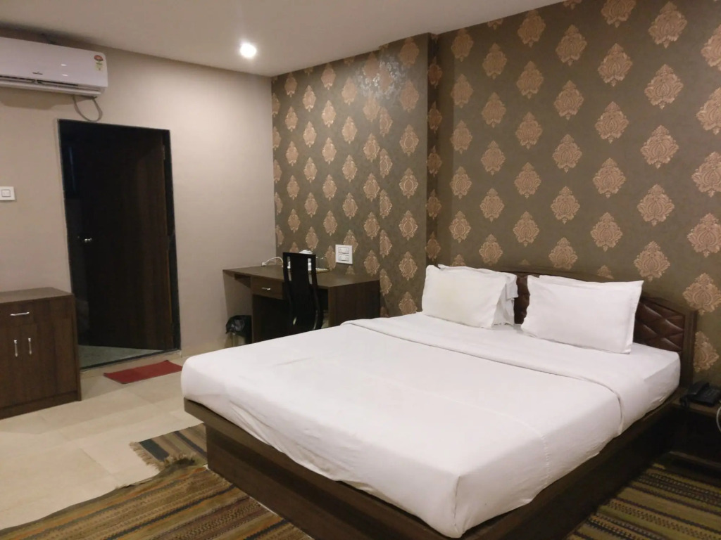 Hiranya Nature Retreat