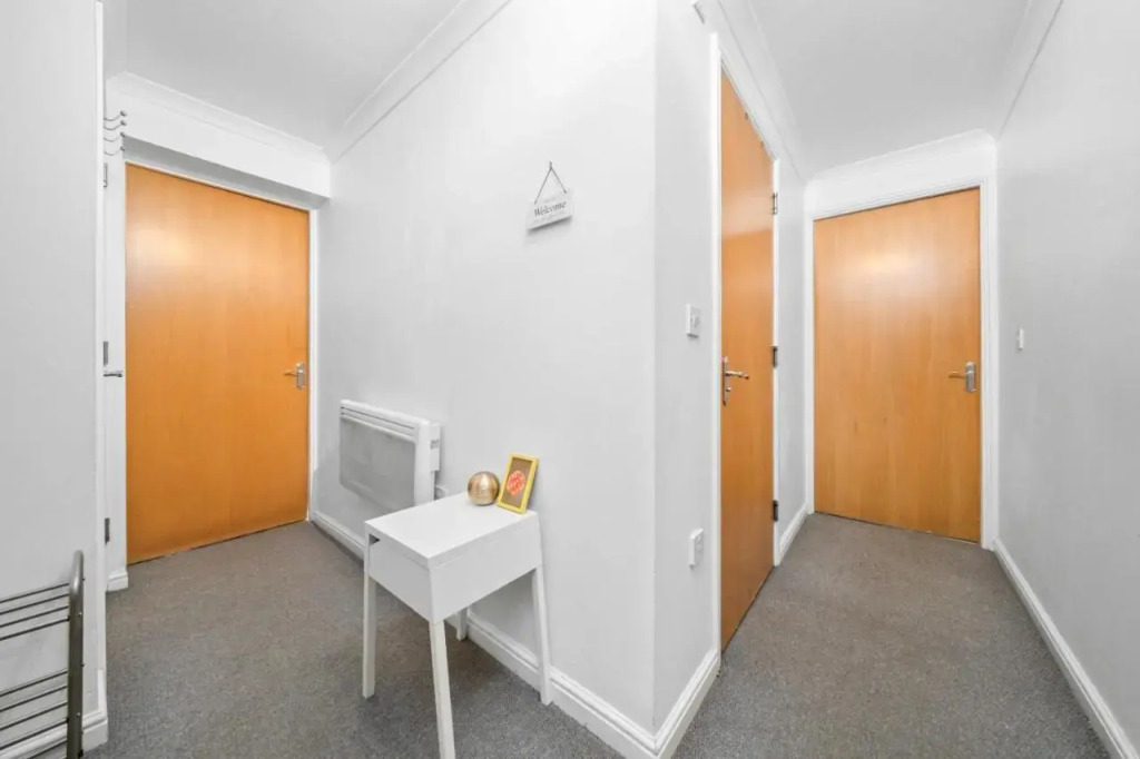 Saughton Suite with views of Water of Leith